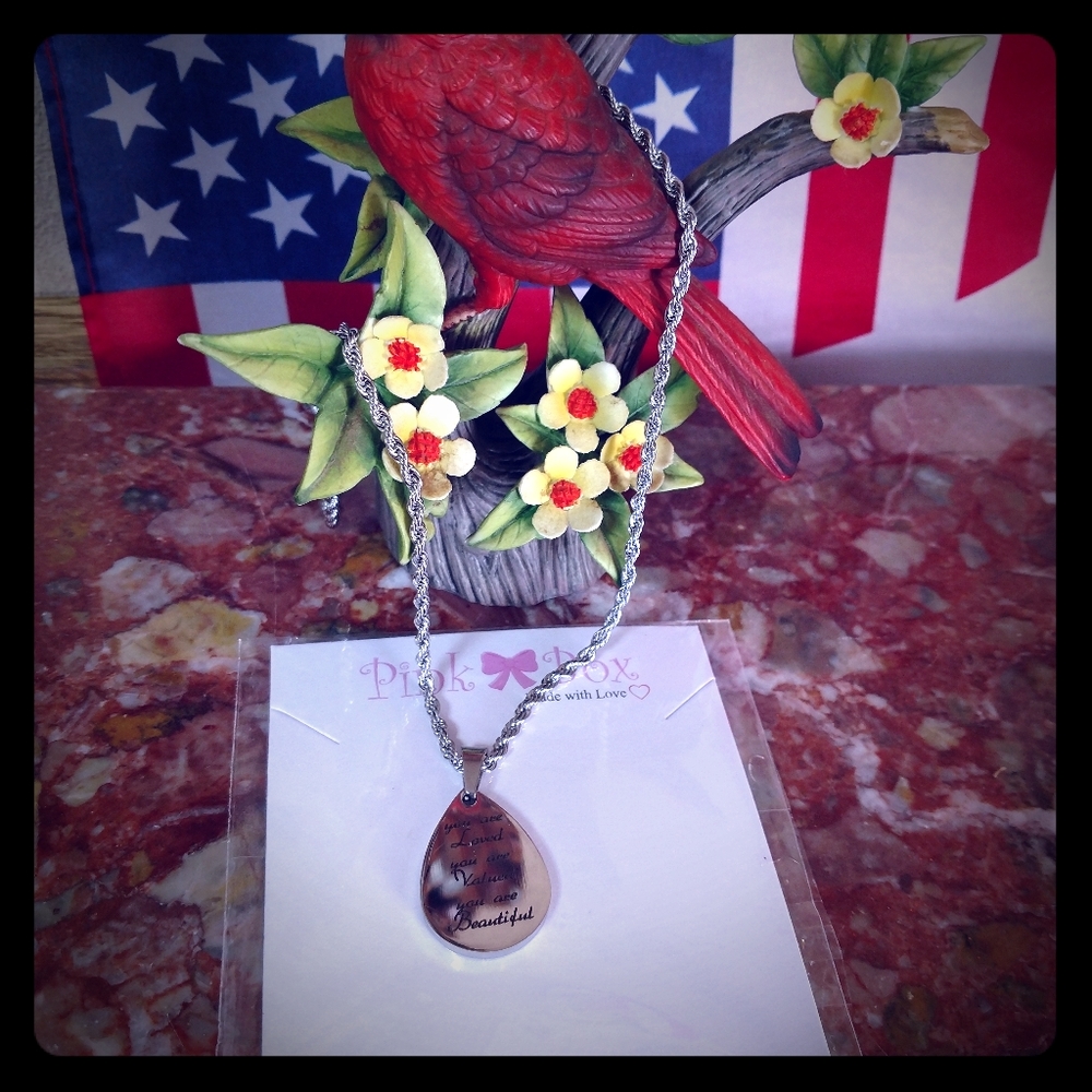 Stunning Necklace